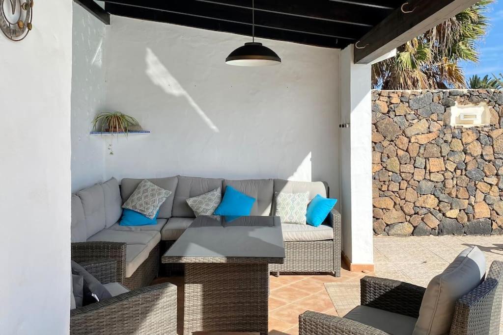 Casa Yukka Villa With Heated Pool Лахарес Экстерьер фото