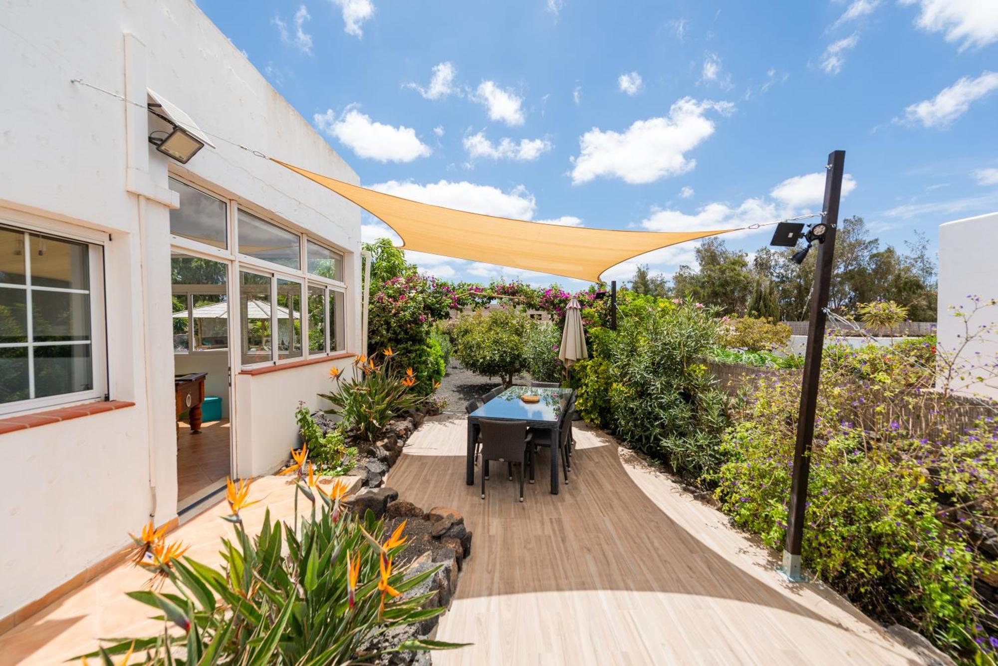 Casa Yukka Villa With Heated Pool Лахарес Экстерьер фото